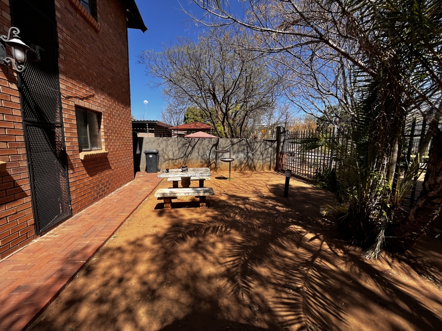 1 Bedroom Property for Sale in Die Bult North West